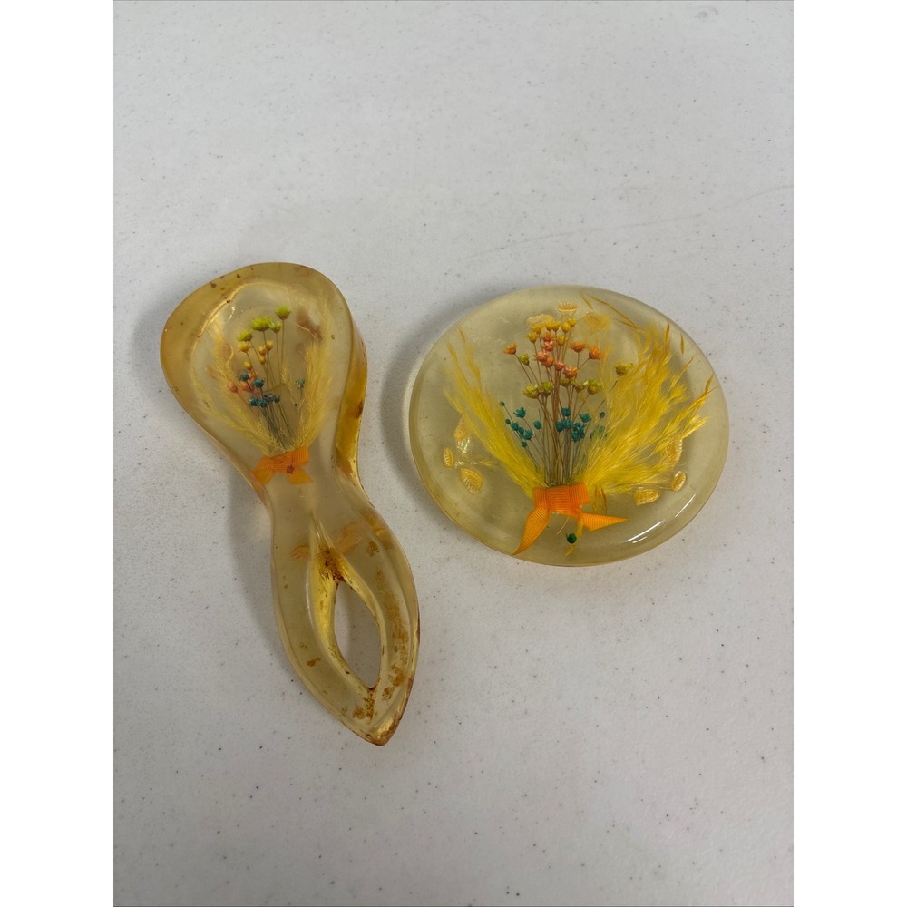 Vintage 1969 New Designs Inc Resin Trivet and‎ Spoon Rest Set Dried Flowers MCM